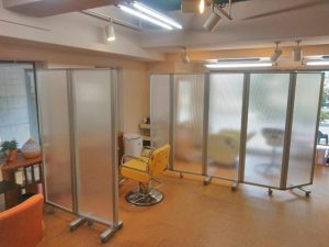 新型コロナ飛沫感染予防パーティション